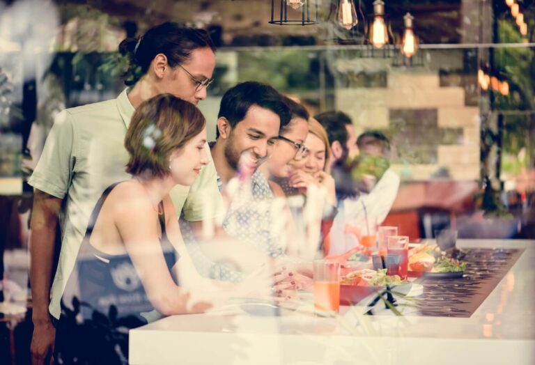 increase customer loyalty at restaurant