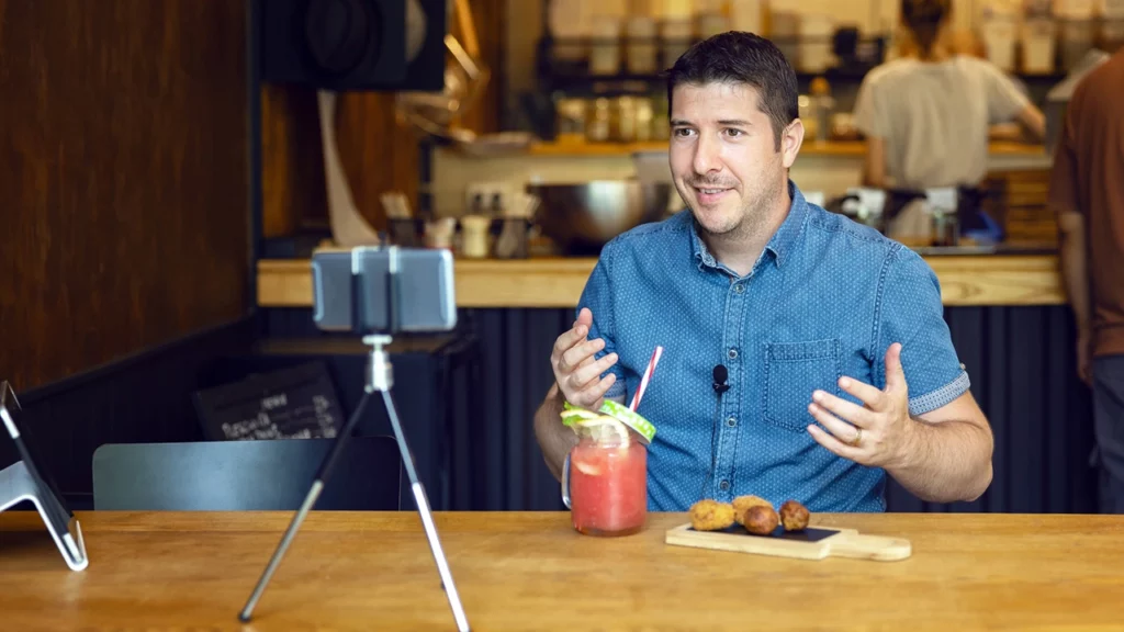 how restaurants should use influencer marketing