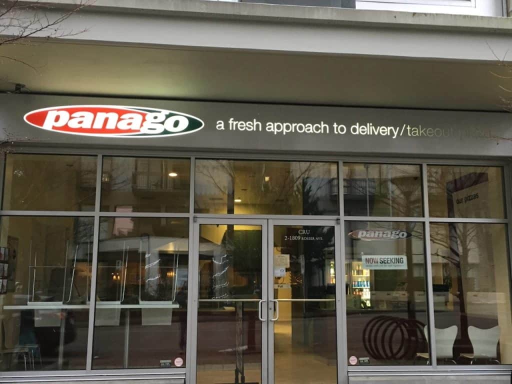 panago pizza