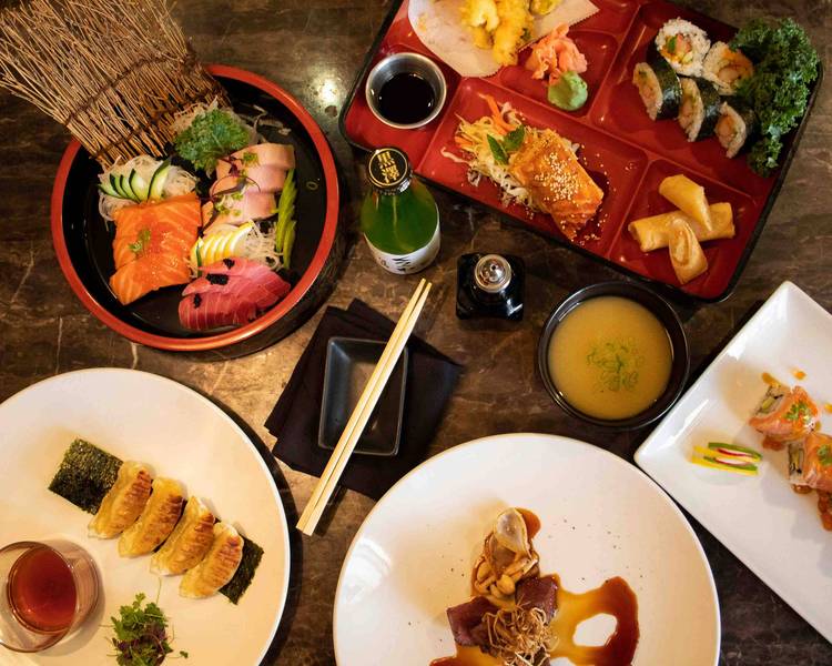 yukky様　ご予約分 Order Yuki Sushi - 1452 Rue Beaubien E, Montréal