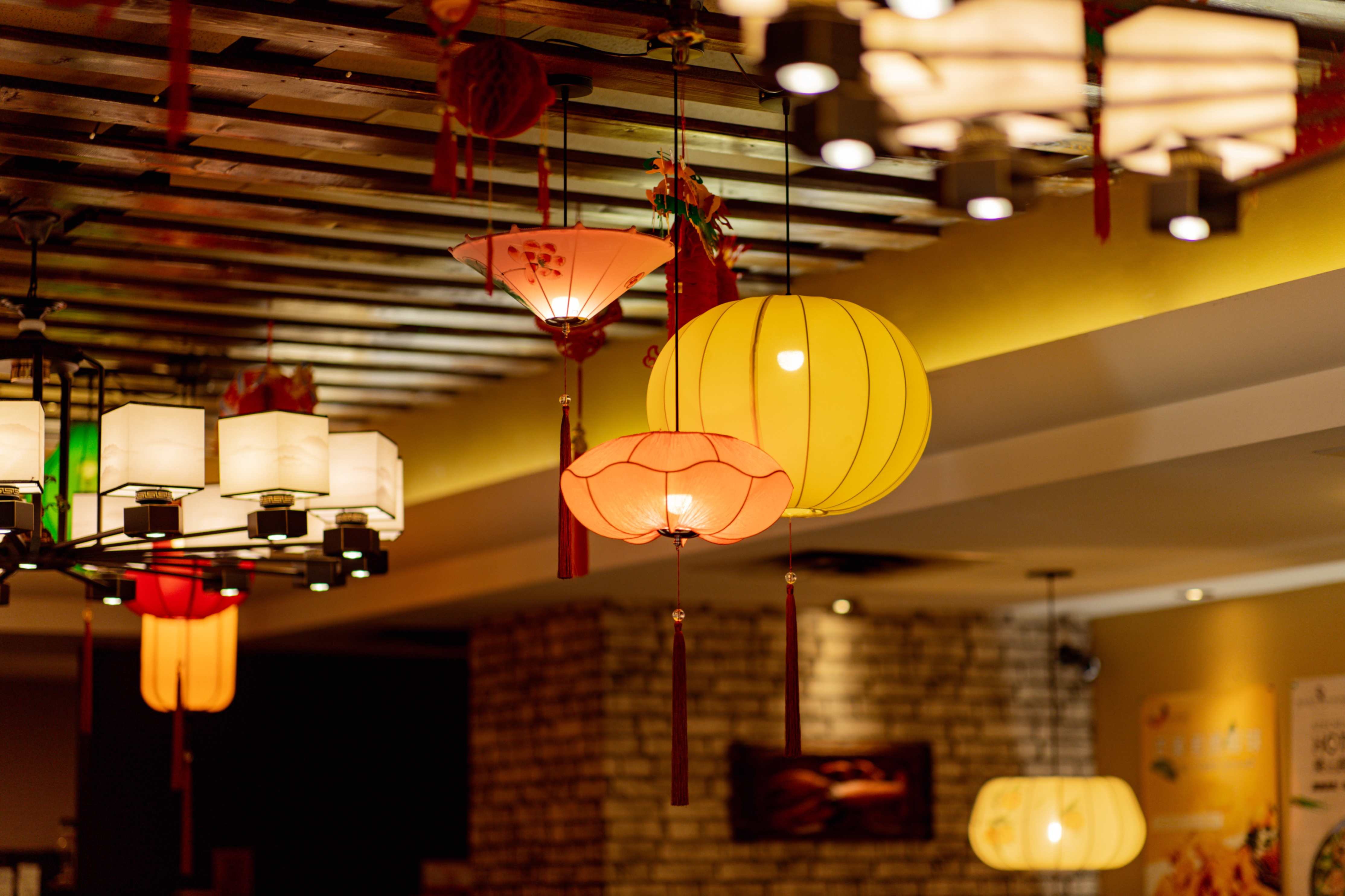 Order Best Friend Chinese Restaurant 老友記- 888 Dundas St E, Unit